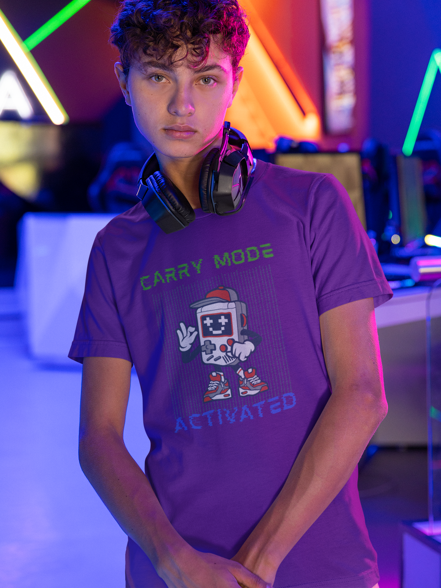 Carry Mode Activated Retro Gamer T-shirt - Gaming Console Character Design - Streetwear for Gamers - NZ Exclusive